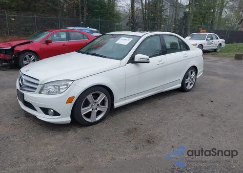 2010 Mercedes-Benz C 300 Luxury 4Matic/Sport 4Matic from USA, damaged, VIN WDDGF8BB0AR093227